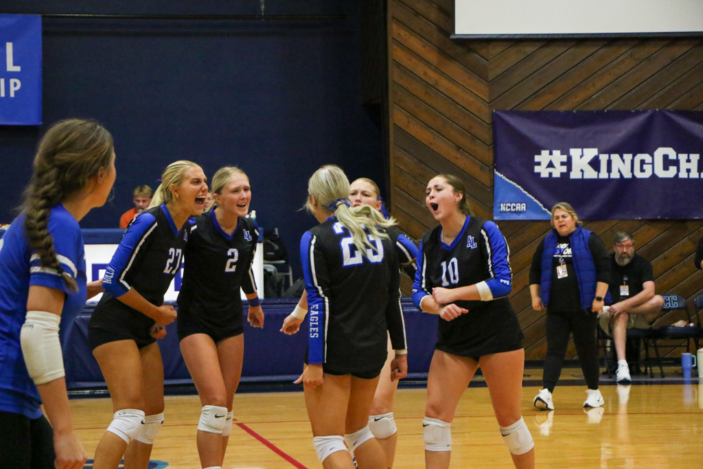 #3 Alice Lloyd Eagles Volleyball drops Game 3 of NCCAA National Championship to #7 Emmaus, Iowa. Play tiebreaker round Friday